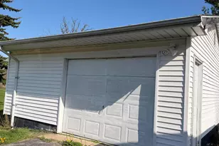 222 W Prairie Ave W, Goodland, IN 47948 - Photo 2