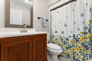 601 Eastwood Dr, Kouts, IN 46347 - Photo 18