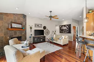 82 Scotscraig Dr, Valparaiso, IN 46385 - Photo 10