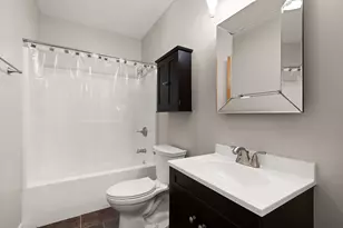 82 Scotscraig Dr, Valparaiso, IN 46385 - Photo 32