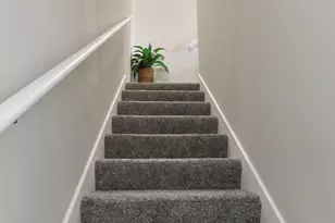 925 Paula Ct, Hobart, IN 46342 - Photo 14