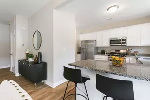 925 Paula Ct, Hobart, IN 46342 - Photo 8