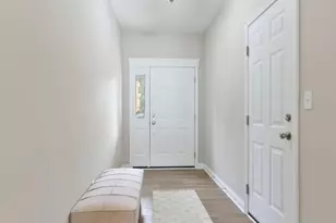 925 Paula Ct, Hobart, IN 46342 - Photo 4