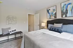 925 Paula Ct, Hobart, IN 46342 - Photo 24