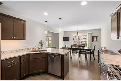 2324 Waterford Circle E, Schererville, IN 46375 - Photo 20