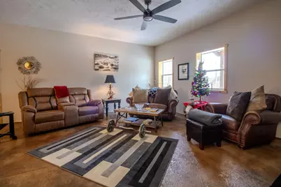 118 E Whipple Road, Winamac, IN 46996 - Photo 2