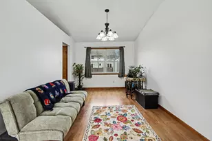 1412 Essex Dr, Chesterton, IN 46304 - Photo 8