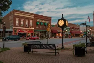 1412 Essex Dr, Chesterton, IN 46304 - Photo 50