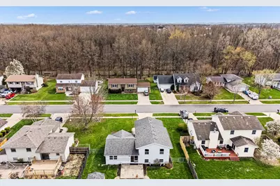 1412 Essex Drive, Chesterton, IN 46304 - Photo 2