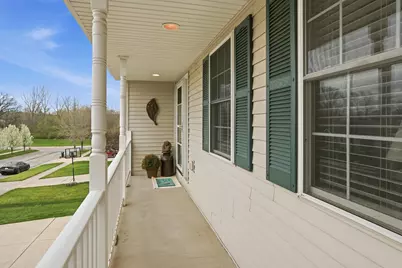 340 W 126th Place, Crown Point, IN 46307 - Photo 4