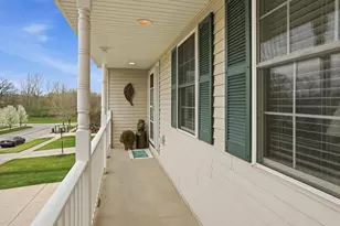 340 W 126th Pl, Crown Point, IN 46307 - Photo 4