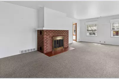 701 S Rose Avenue, Kouts, IN 46347 - Photo 20