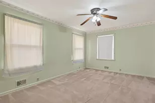 701 S Rose Ave, Kouts, IN 46347 - Photo 8