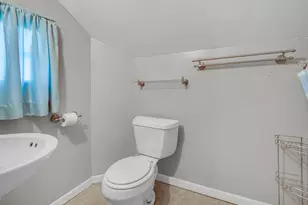 116 Carter St, La Porte, IN 46350 - Photo 16