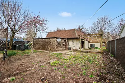 619 E 13th Street, Hobart, IN 46342 - Photo 20