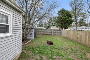 1102 W 14th St, La Porte, IN 46350 - Photo 38