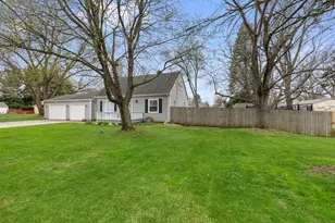 1102 W 14th St, La Porte, IN 46350 - Photo 48
