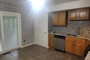 414 Salt Creek Pkwy, Valparaiso, IN 46385 - Photo 4