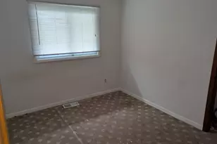 414 Salt Creek Pkwy, Valparaiso, IN 46385 - Photo 12