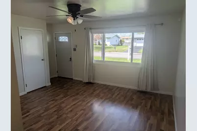 414 Salt Creek Parkway, Valparaiso, IN 46385 - Photo 2