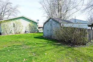 414 E Dominic St, LaCrosse, IN 46348 - Photo 34