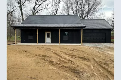 4021 E Porter Street, Demotte, IN 46310 - Photo 1