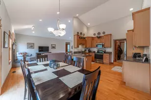 4650 W Merlot Ct, La Porte, IN 46350 - Photo 6