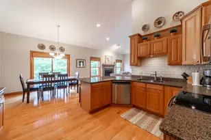 4650 W Merlot Ct, La Porte, IN 46350 - Photo 8