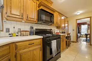 1388 N Cortland Ln, La Porte, IN 46350 - Photo 6