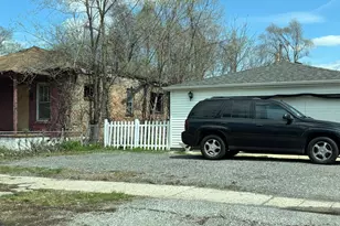 2461 Delaware St, Gary, IN 46407 - Photo 2