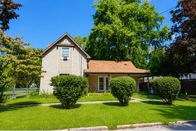 207 W Lake Street, Knox, IN 46534 - Photo 1