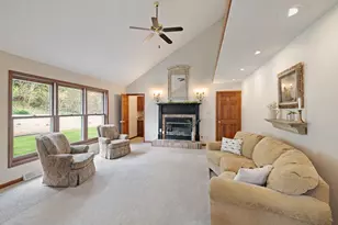 13189 Fillmore St, Crown Point, IN 46307 - Photo 10