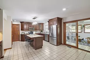 13189 Fillmore St, Crown Point, IN 46307 - Photo 8