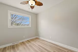 9830 Mckinley St, Crown Point, IN 46307 - Photo 22