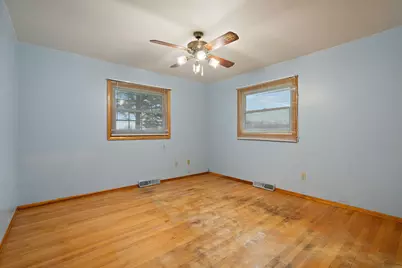 766 W 700 N, Hobart, IN 46342 - Photo 16