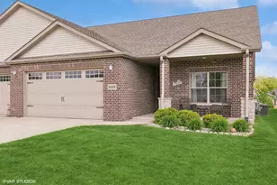 3008 Winter Garden Dr, Valparaiso, IN 46385 - Photo 4