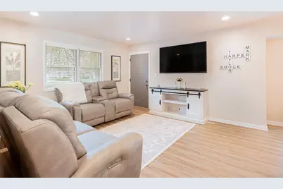 8141 Grace Place, Highland, IN 46322 - Photo 8