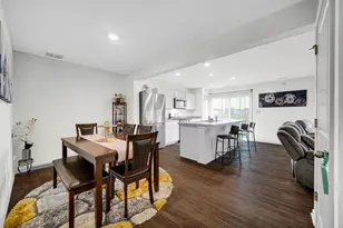 209 Aviana Ave, Hobart, IN 46342 - Photo 6