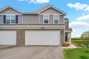 209 Aviana Ave, Hobart, IN 46342 - Photo 2