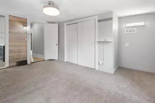 805 E Jefferson Ave, La Porte, IN 46350 - Photo 16
