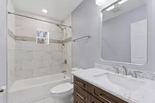2743 Henry St, Lake Station, IN 46405 - Photo 6