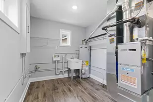 2743 Henry St, Lake Station, IN 46405 - Photo 16