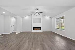 1611 Elderberry St SE, Demotte, IN 46310 - Photo 8