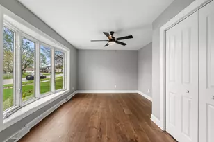 701 Trenton St, Crown Point, IN 46307 - Photo 12