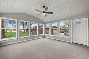 701 Trenton St, Crown Point, IN 46307 - Photo 16