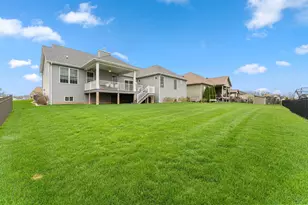 2046 Franklin Dr, Crown Point, IN 46307 - Photo 34