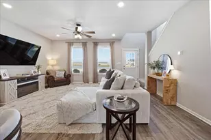 1043 E 117th Ln, Crown Point, IN 46307 - Photo 6