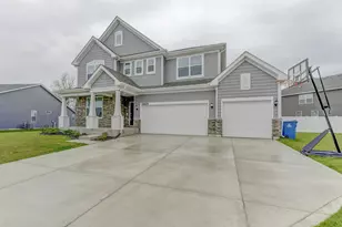 11429 Clyde Dr, Crown Point, IN 46307 - Photo 2