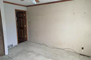 9320 E Division Rd, Knox, IN 46534 - Photo 60