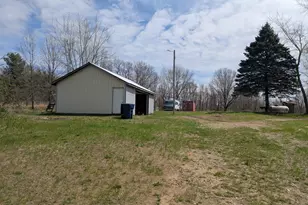 9320 E Division Rd, Knox, IN 46534 - Photo 28
